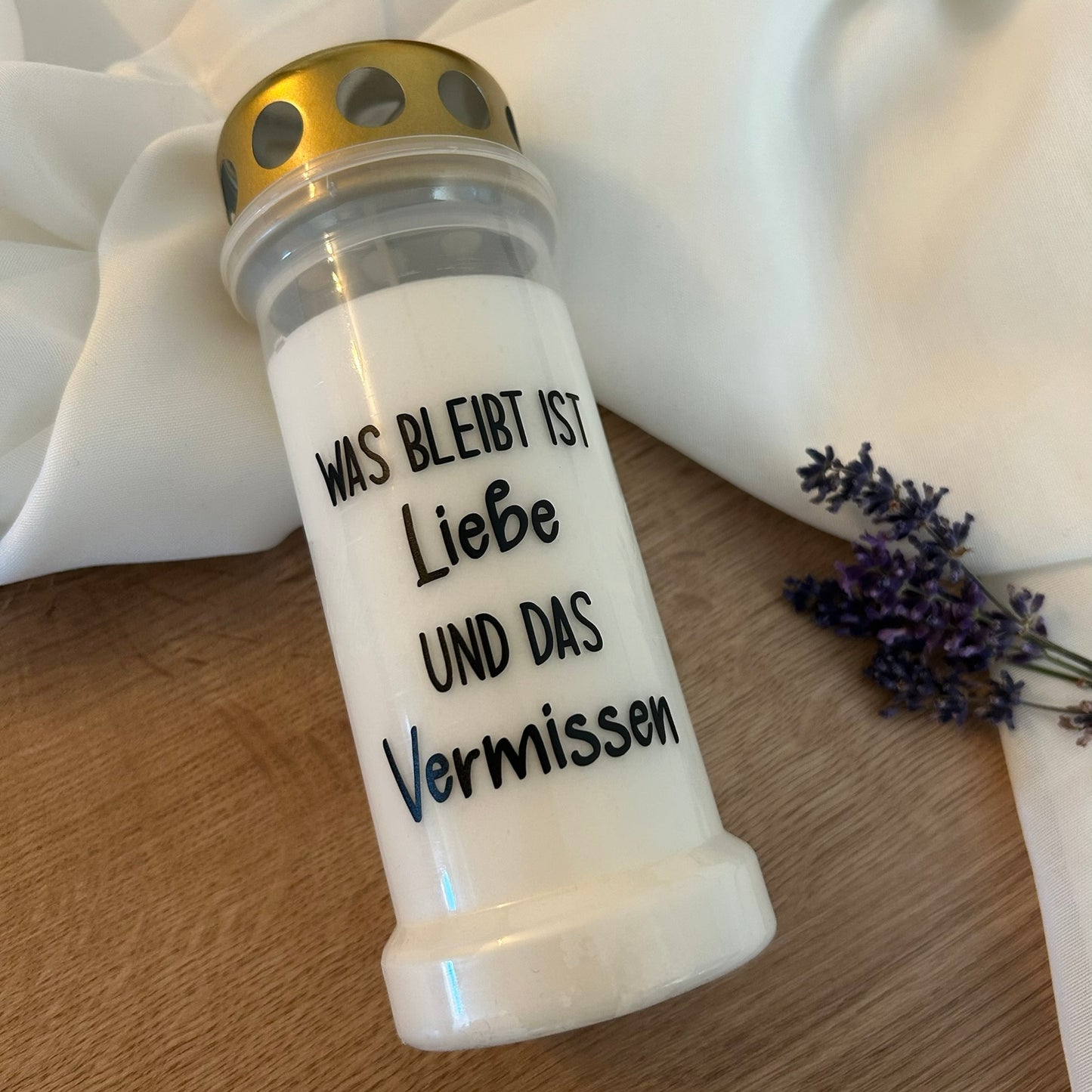 Grabkerze 'Was bleibt ist Liebe und das Vermissen' | 70h Brenndauer