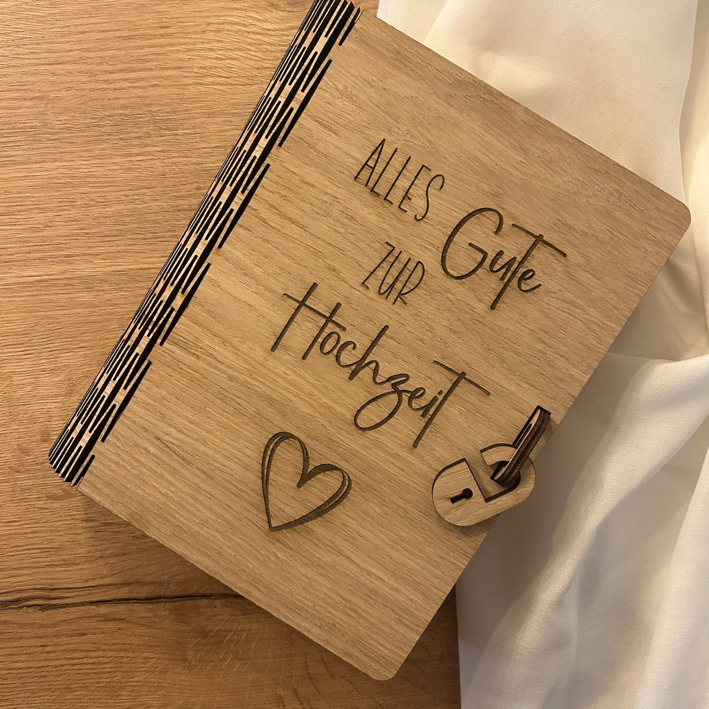 Holz-Geschenkbox zur Hochzeit | für Fotos & Erinnerungen