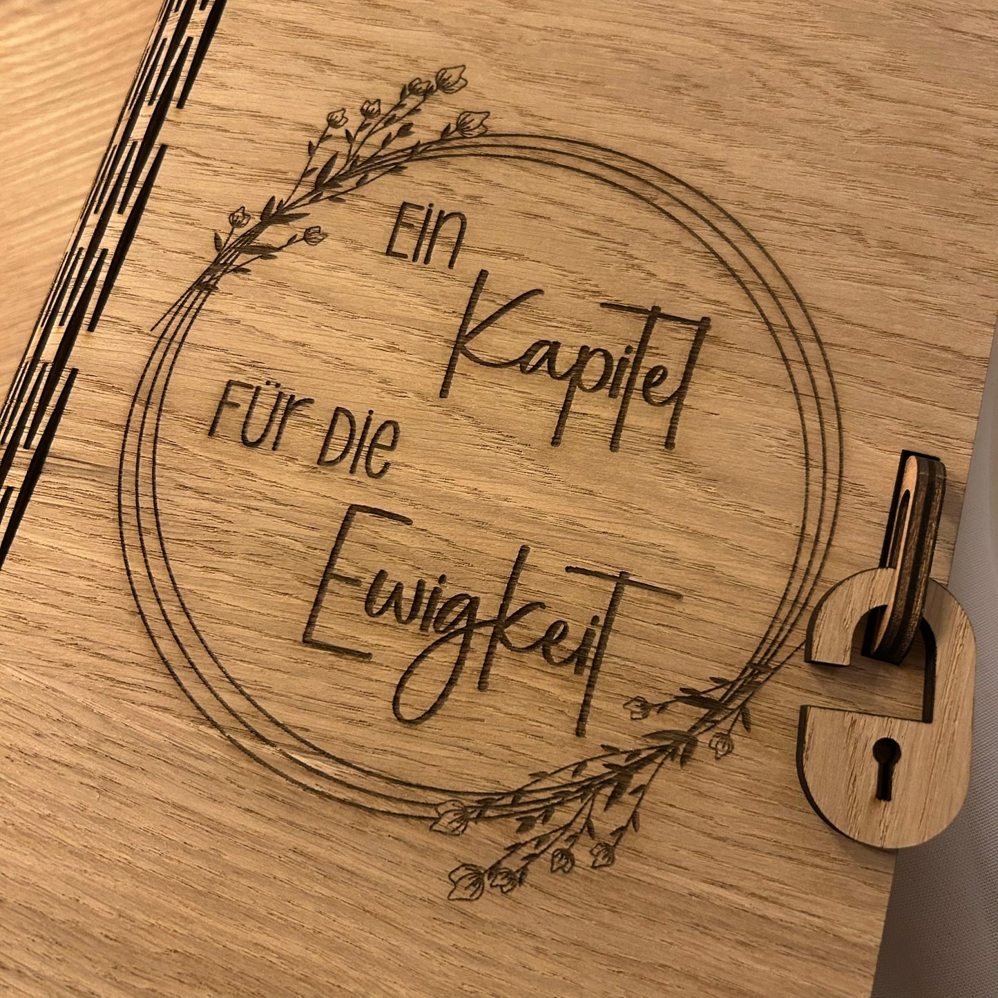 Holz-Geschenkbox zur Hochzeit | für Fotos & Erinnerungen